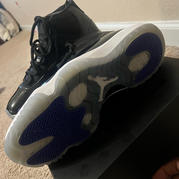 Jordan 11 Space jam - Picture 2 of 8